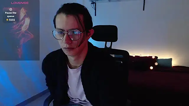 Snapshot of Brandon_starkk chatting on 05-09-26, 12:32 Brandon starkk online show from 05-09-26, 12:32