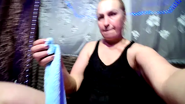 Snapshot of Kissingyouu chatting on 02-25-26, 08:46 Kissingyouu online show from 02-25-26, 08:46