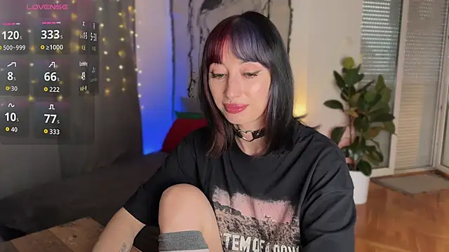 Snapshot of inked_witch chatting on 12-17-25, 12:00 inked witch online show from 12-17-25, 12:00