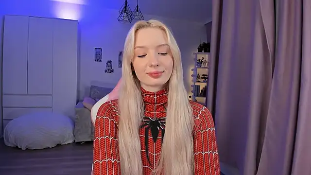 Tiffany Paw online show from 02-08-26, 03:21