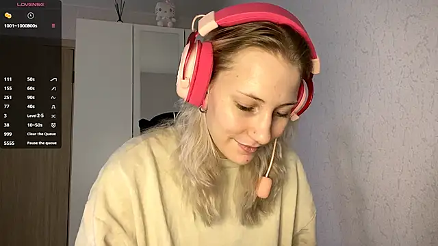 FoxySable online show from 11-29-25, 08:28