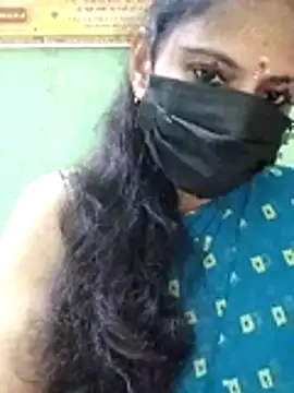 Queen-Neha online show from 11-25-25, 07:03