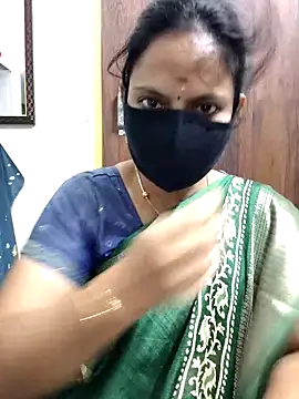 Queen-Neha online show from 02-21-26, 06:42