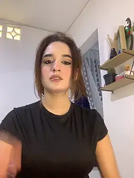 Esmeralda4 online show from 12-05-25, 08:38