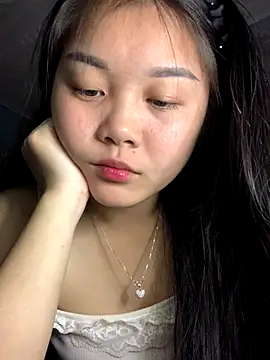 Baa-bee22 online show from 11-29-25, 05:54