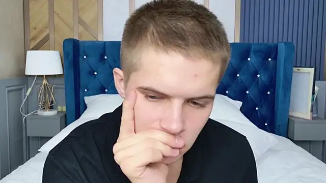 Piter Ward online show from 11-24-25, 11:04