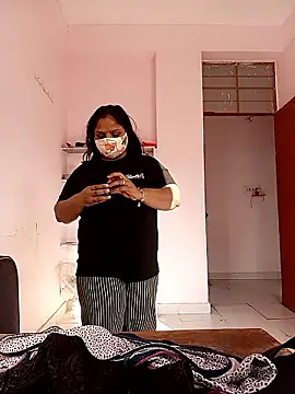 Snapshot of CUTE-LOVE-SWEETS chatting on 02-01-26, 04:11 CUTE-LOVE-SWEETS online show from 02-01-26, 04:11