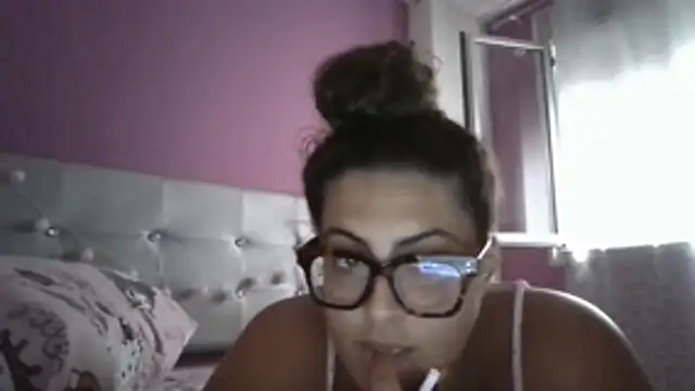 Snapshot of Melyss20 chatting on 07-21-26, 04:20 Melyss20 online show from 07-21-26, 04:20