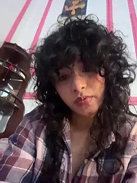 Snapshot of justcallmemargo chatting on 07-20-26, 02:37 justcallmemargo online show from 07-20-26, 02:37