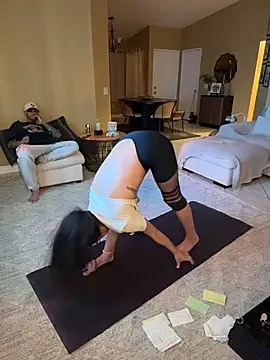 Entreprescrewers online show from 11-23-25, 06:35