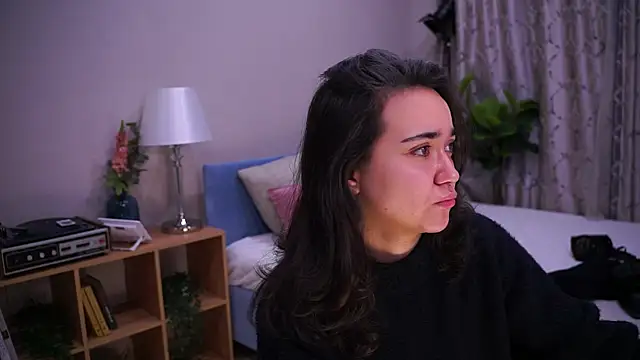 Snapshot of Shadow_Lotus chatting on 12-14-25, 06:41 Shadow Lotus online show from 12-14-25, 06:41