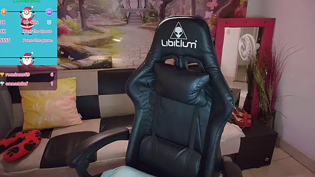 Snapshot of dakotasexywomen chatting on 12-17-25, 05:41 dakotasexywomen online show from 12-17-25, 05:41