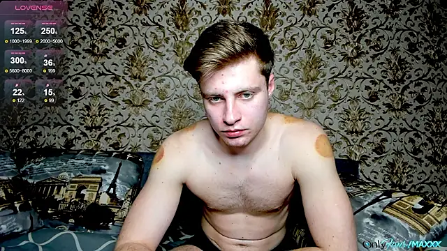 Maxhornyblondieman online show from 03-17-26, 04:43