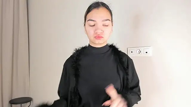 CoreenLuebbers online show from 11-24-25, 07:52