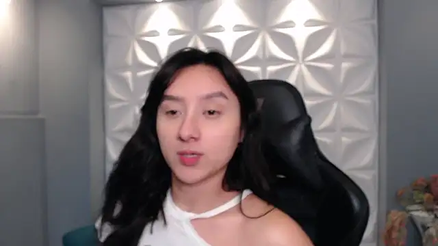 HorneyyQueen online show from 11-20-25, 12:16