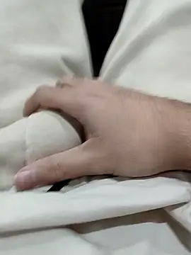 berkkderlerr online show from 01-06-26, 04:00