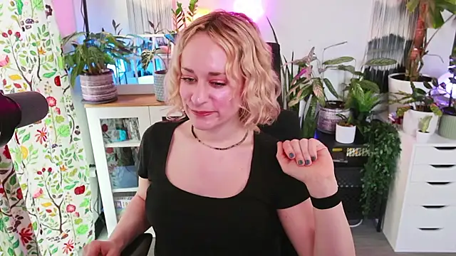 xzoeyryanx online show from 03-01-26, 05:15