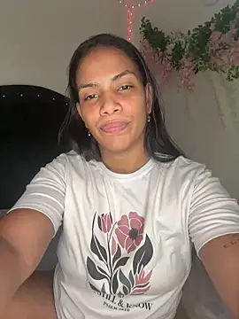 ArielleMillerr- online show from 03-28-26, 05:23