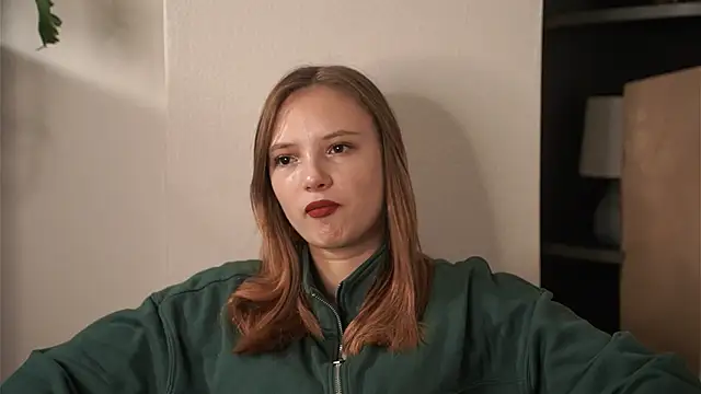 MelissiaKapaun online show from 11-23-25, 10:48