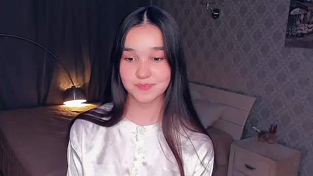 MeliaMelchiori online show from 11-30-25, 10:03