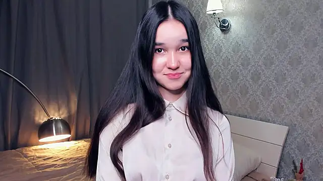 MeliaMelchiori online show from 12-02-25, 09:32