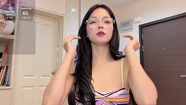 Snapshot of Achix58 chatting on 02-23-26, 02:47 Achix58 online show from 02-23-26, 02:47