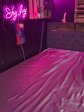 Shy-Ivy online show from 12-01-25, 10:37