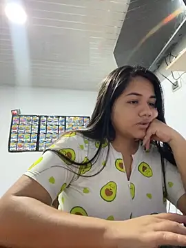 Snapshot of Adriana_27 chatting on 11-21-25, 11:58 Adriana 27 online show from 11-21-25, 11:58