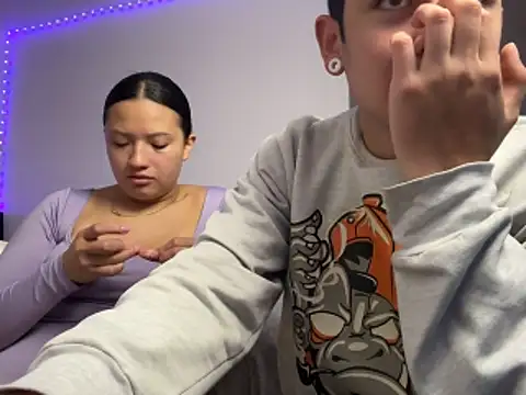 Snapshot of Zhara_williams chatting on 04-13-26, 12:32 Zhara williams online show from 04-13-26, 12:32