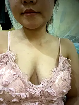 Snapshot of Sunset-yll chatting on 11-27-25, 03:58 Sunset-yll online show from 11-27-25, 03:58