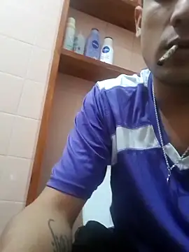 Snapshot of FrappedLocking chatting on 05-03-26, 05:46 FrappedLocking online show from 05-03-26, 05:46