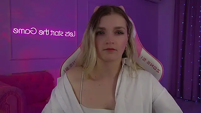 AnnyRaii online show from 03-02-26, 06:25