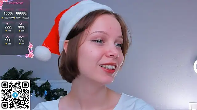 Snapshot of UmbraVelour chatting on 12-19-25, 01:29 UmbraVelour online show from 12-19-25, 01:29