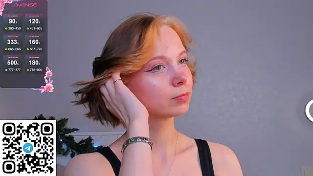 Snapshot of UmbraVelour chatting on 01-09-26, 02:31 UmbraVelour online show from 01-09-26, 02:31