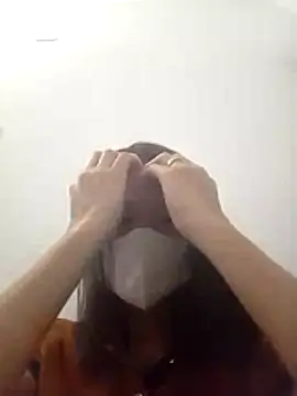 Snapshot of PamPii2x chatting on 12-21-25, 03:19 PamPii2x online show from 12-21-25, 03:19