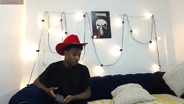 NoahJhonson69 online show from 04-15-26, 11:17