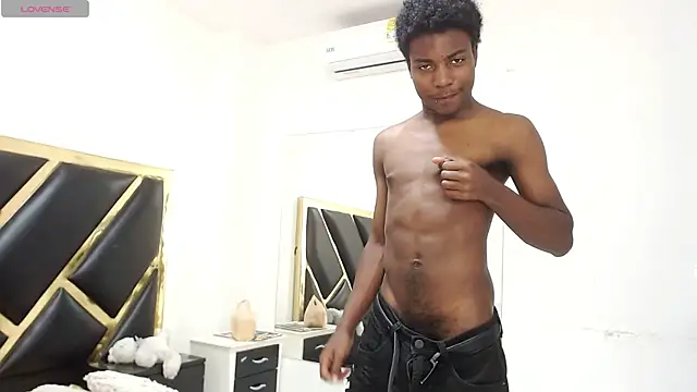NoahJhonson69 online show from 05-24-26, 11:37