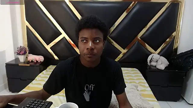 NoahJhonson69 online show from 05-28-26, 11:29