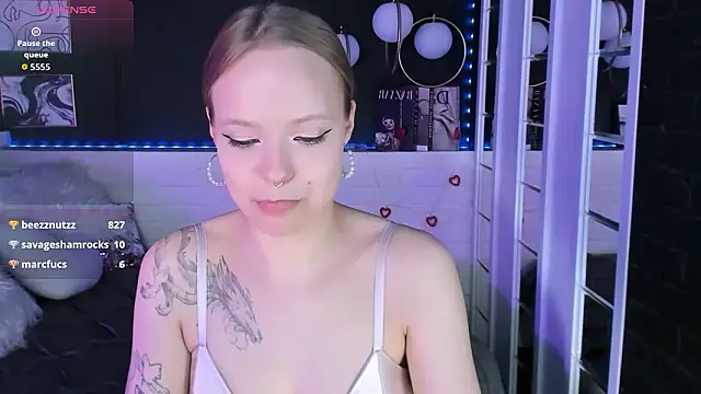 lucy loy online show from 02-28-26, 09:21