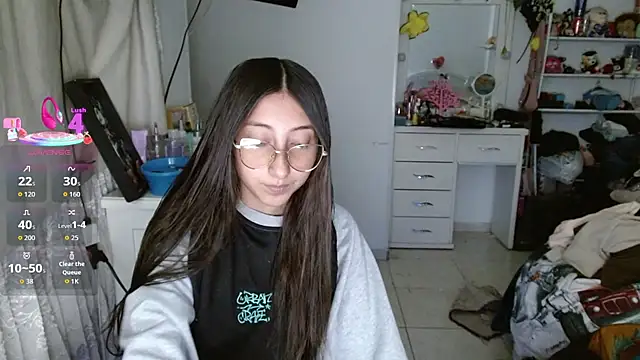 Nanylux online show from 12-20-25, 02:51