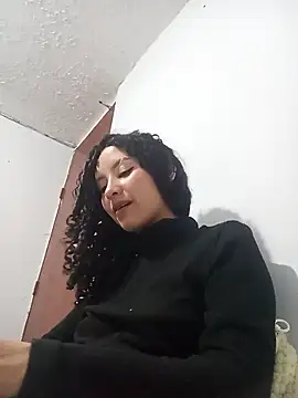 pettymoon1 online show from 12-21-25, 03:46