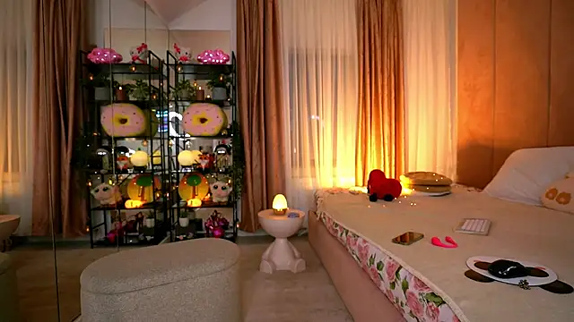 oh M God online show from 02-26-26, 07:35