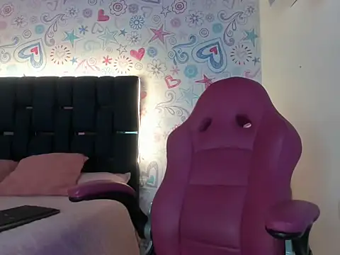 Snapshot of ISA_RIVAS chatting on 11-27-25, 12:07 ISA RIVAS online show from 11-27-25, 12:07