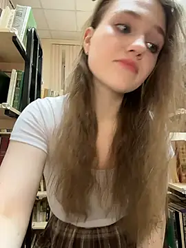 Snapshot of RussianWoman chatting on 02-27-26, 03:28 RussianWoman online show from 02-27-26, 03:28