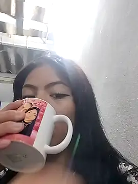 Snapshot of Juliana_Vip chatting on 11-22-25, 09:19 Juliana Vip online show from 11-22-25, 09:19