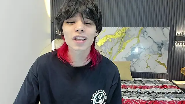 Sylasfrost online show from 12-19-25, 07:54