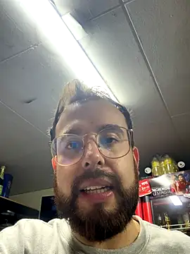 Snapshot of AlejoFernandez_ chatting on 11-20-25, 09:47 AlejoFernandez online show from 11-20-25, 09:47