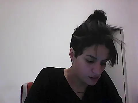 Zoemhot online show from 11-20-25, 06:51