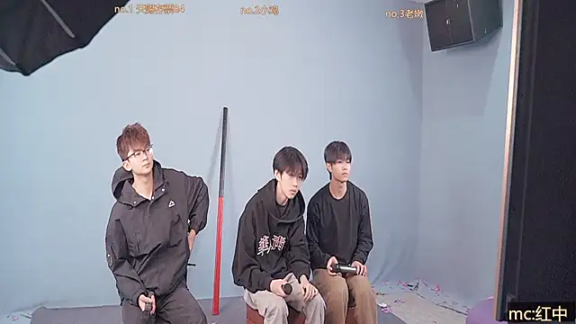 Cosplay   online show from 11-23-25, 12:05