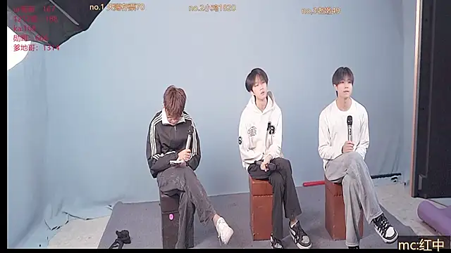 Cosplay   online show from 11-25-25, 12:05